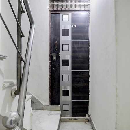 Hotel O Thirty Inns Νόιντα Εξωτερικό φωτογραφία
